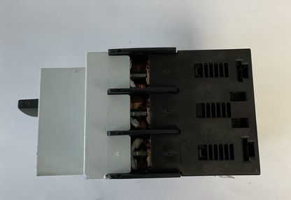 SIEMENS 3RV1021-1JA15 CIRCUIT BREAKER 10A 50/60HZ