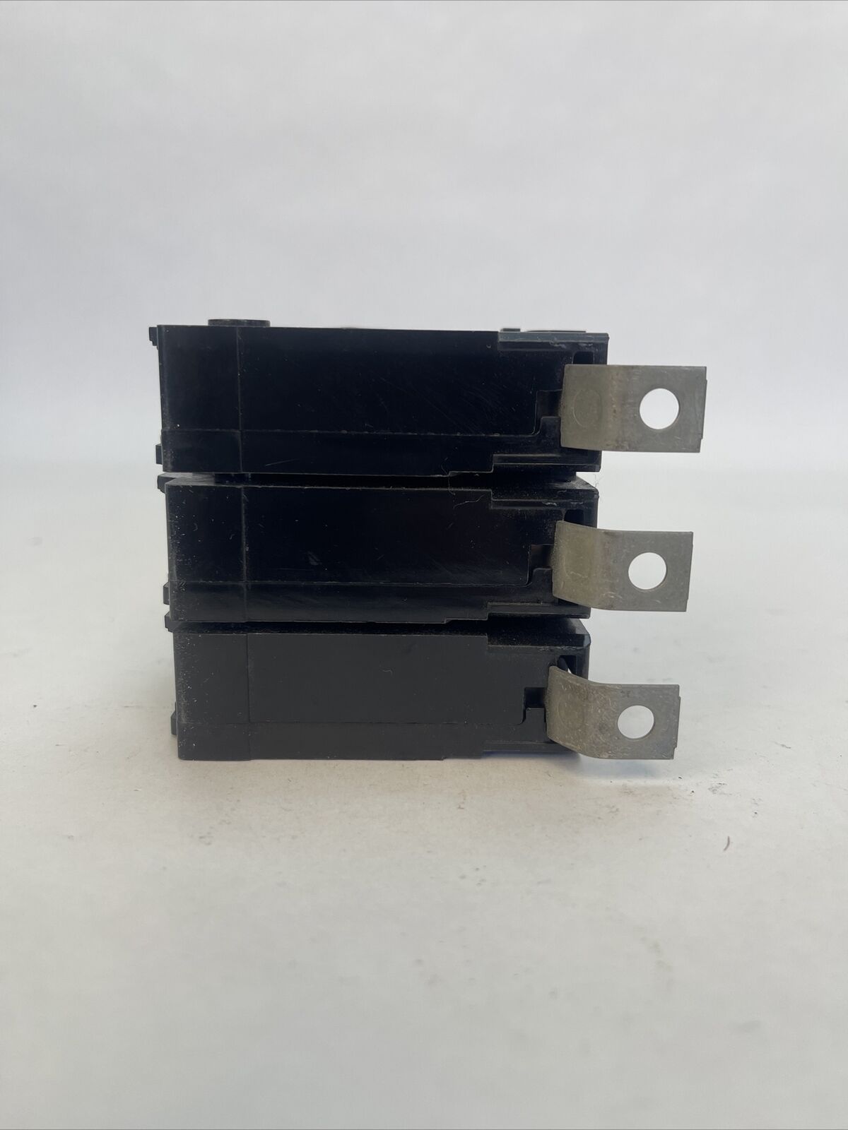 CHALLENGER CBB3015H CIRCUIT BREAKER 15AMP 240VAC 3POLE