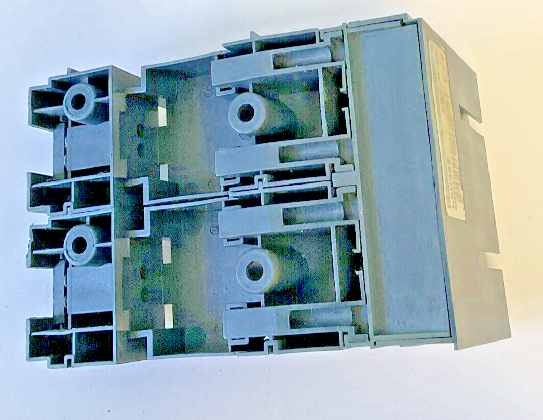 TELEMECANIQUE SQUARE D LAD322 POWER SPLITTER BOX 60A