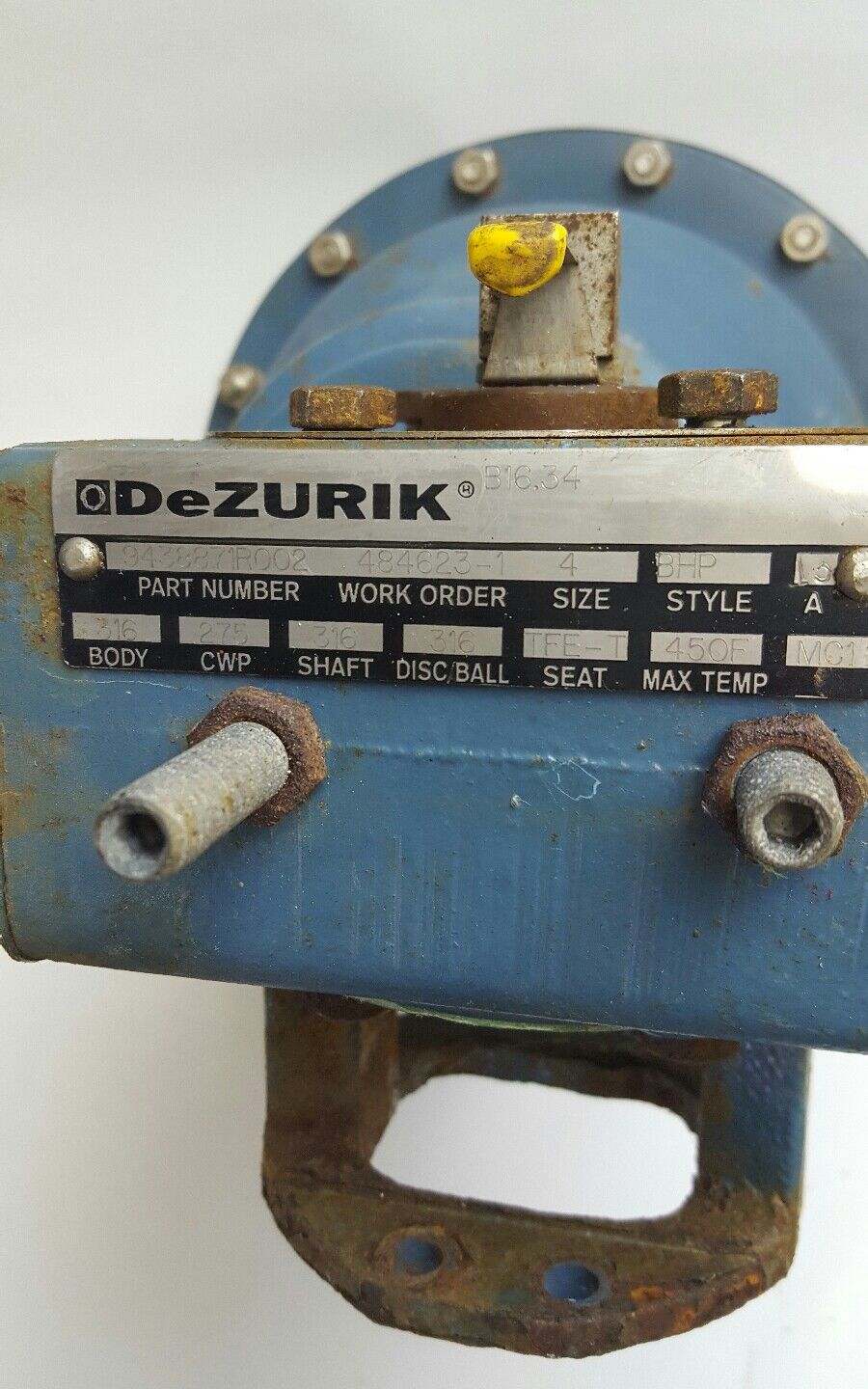 DEZURIK PNEUMATIC ACTUATOR 9438871R002 SIZE 4