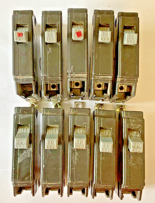 CUTLER-HAMMER CHB120 CIRCUIT BREAKER 20A 120/240VAC 1POLE CLASS CTL***LOTOF10***