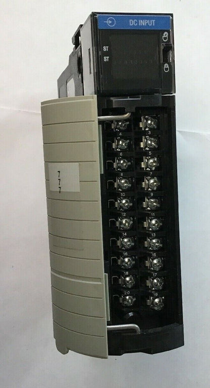 ALLEN BRADLEY 1756-IB16 SER.A 16POINT D/I MODULE FW3.3 24VDC ***LOTOF2***