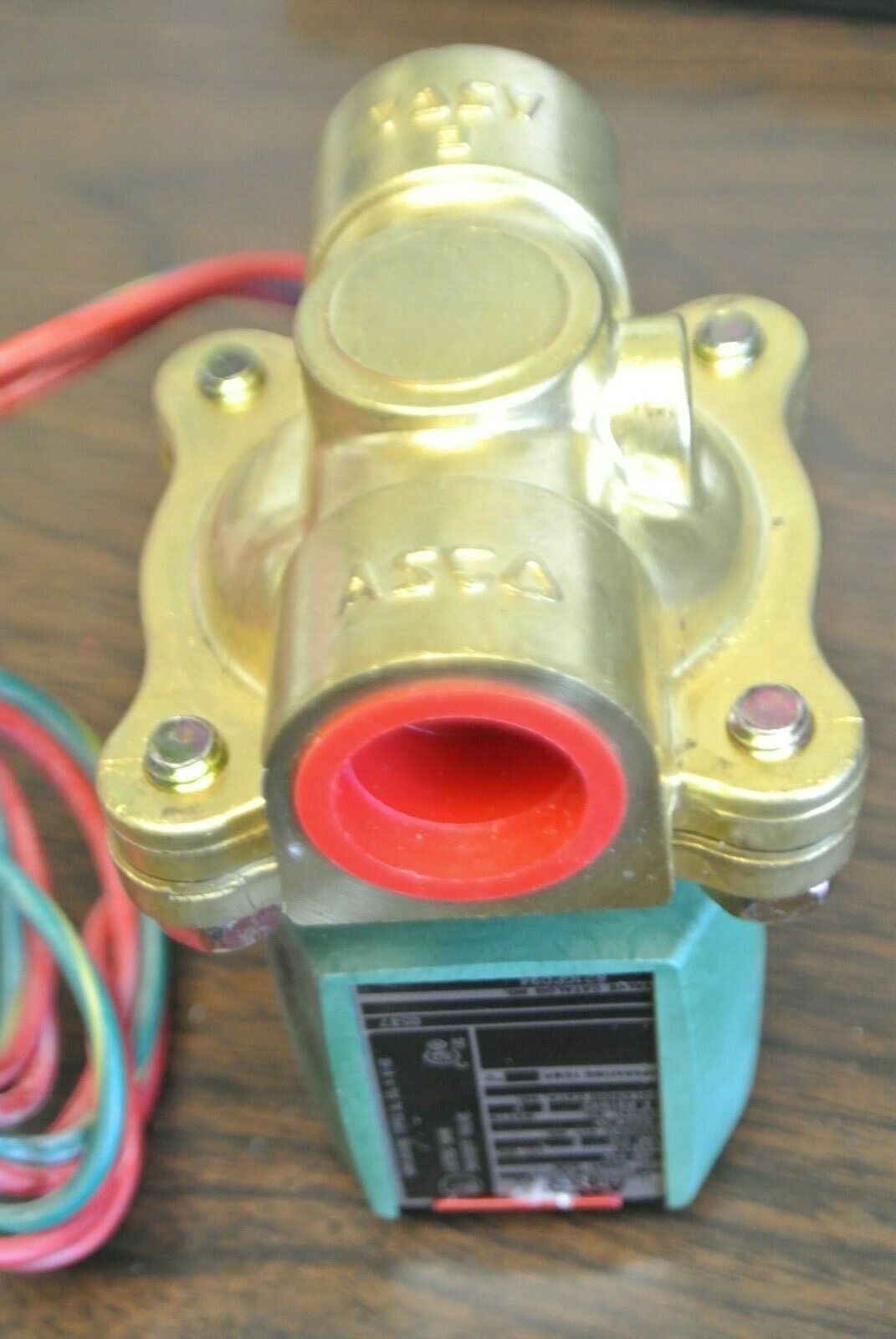 ASCO 8210P094 SOLENOID / SHUT-OFF VALVE / 100-240V / 1/2"NPT / 2W