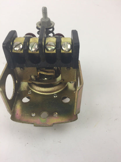 SQUARE D CLASS 9013 TYPE FSG2-S11 PRESSURE SWITCH CLOSE 20 OPEN 40