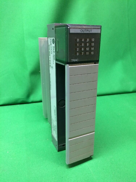ALLEN-BRADLEY 1746-OA16 SER. A OUTPUT MODULE