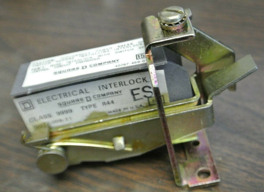 SQUARE D 9999 R44 ELECTRICAL INTERLOCK / TWO POLE / 9422 60A / NEW SURPLUS