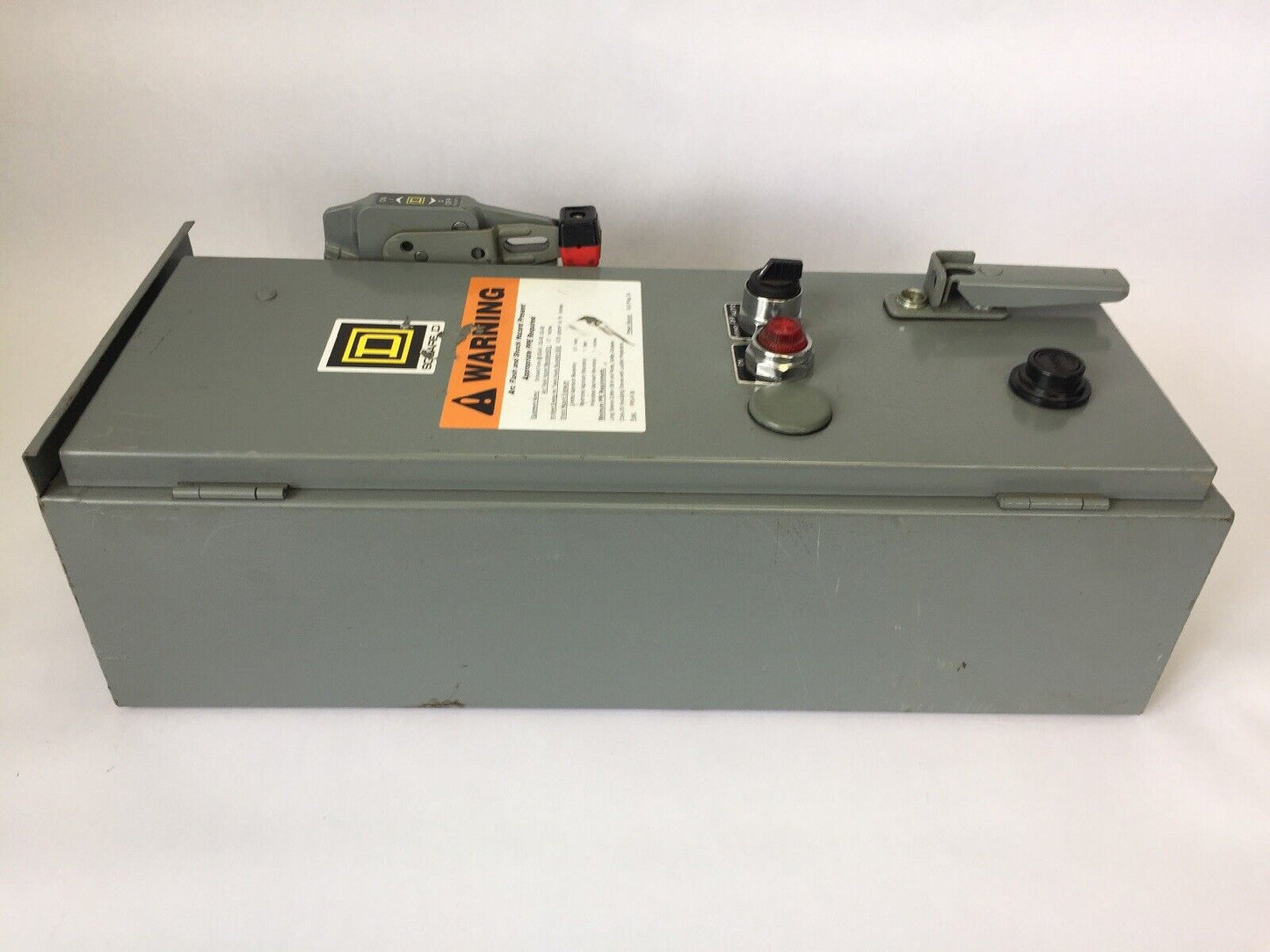 SQUARE D 8538SBA23V81CFF4P51T11 SIZE 0 COMBINATION STARTER 575VAC 30A TYPE 12/3R