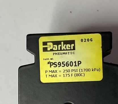PARKER PS95601P BALL VALVE 1/4" 250PSI