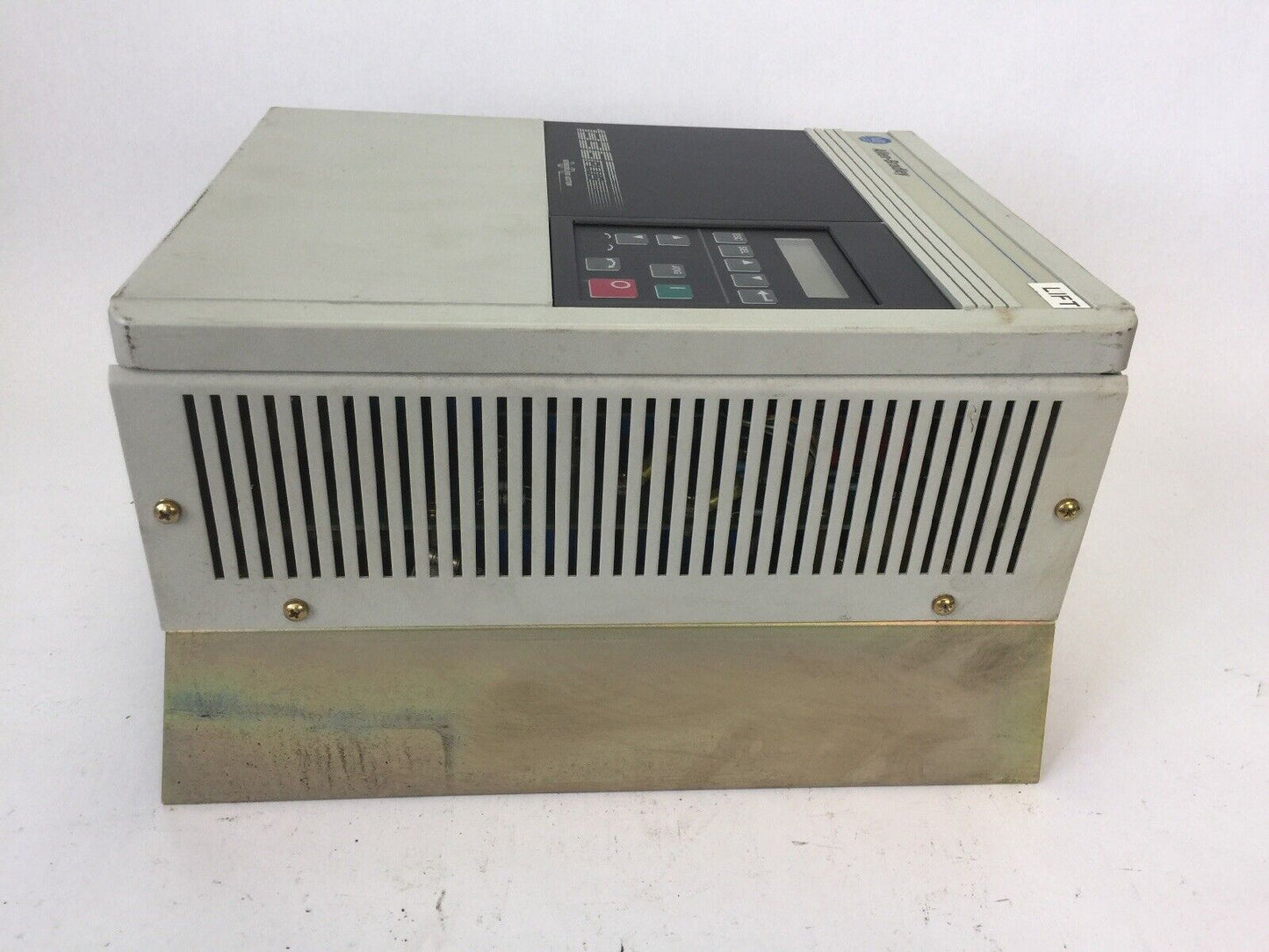 ALLEN BRADLEY 1336S-BRF100-AA-EN4-HA2-L6 DRIVE AC INPUT 380/480V AC OUTPUT 460V