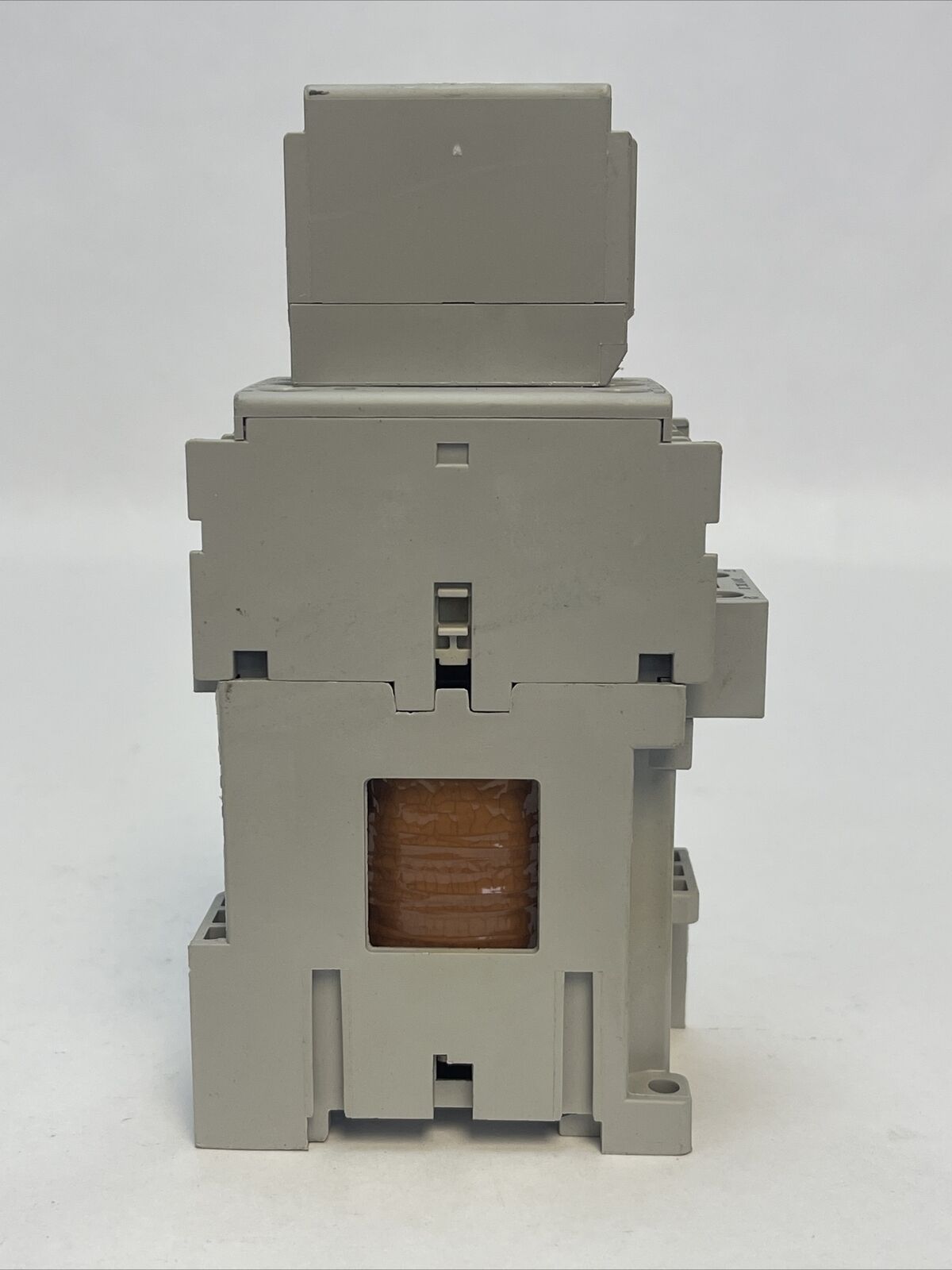 ALLEN BRADLEY 100-C12D*10 CONTACTOR SER A 600VAC 25A 10HP COIL 24VDC 100-F SER B