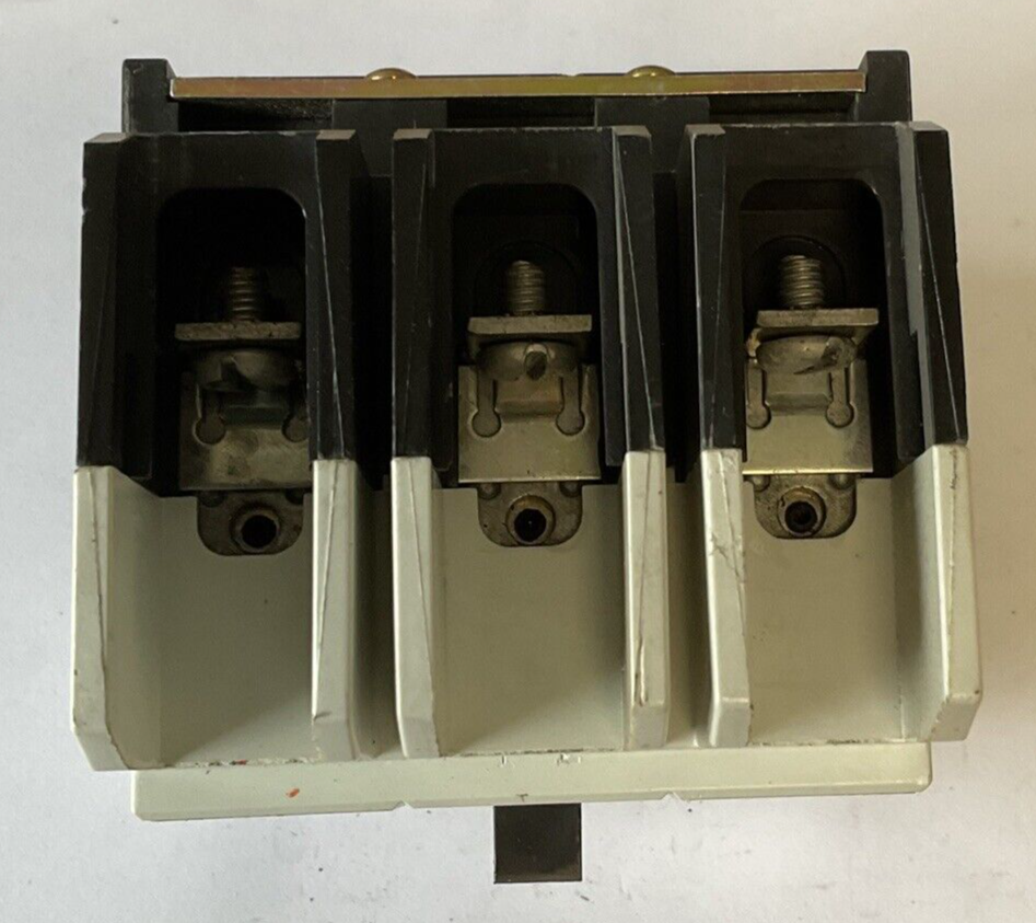 WESTINGHOUSE GDB 14K CIRCUIT BREAKER 15A 480VAC 3POLE 50/60HZ GDB3015
