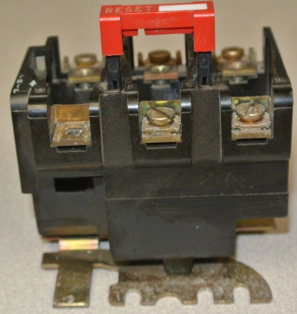 SQUARE D 9065 SEO-5 THERMAL OVERLOAD RELAY / 600VAC / 360VA / 0-120VAC / 3A