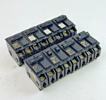 SQUARE D **LOT OF 8** HOM240 - CIRCUIT BREAKERS - 2 POLE/ 40 A/ 240 VAC