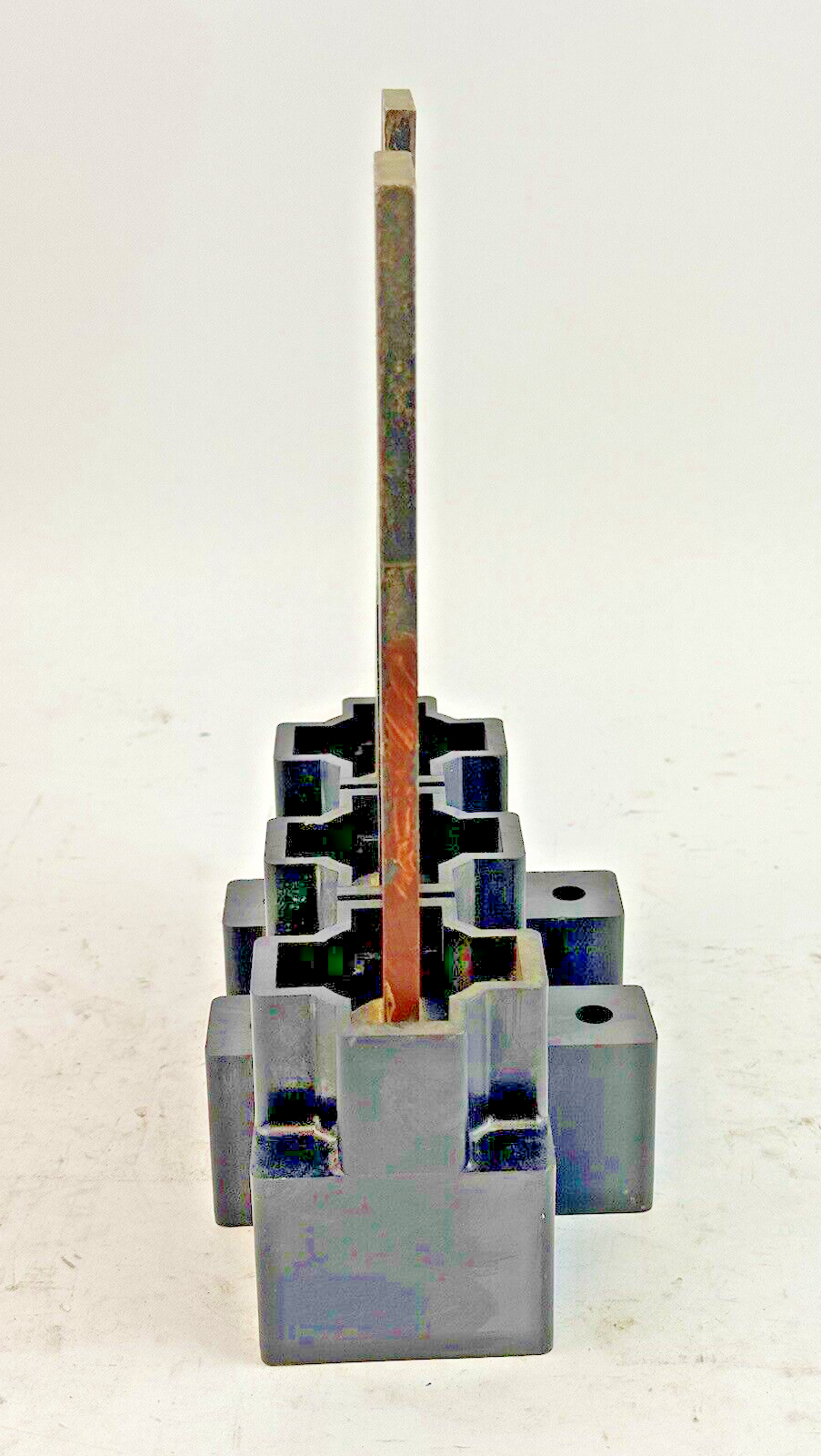 GE - TK63PD2 - PLUG-IN MOUNTING BASE ASSEMBLY - K1200 LINE, TYPE TK