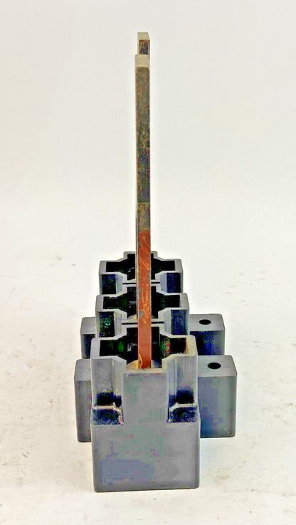 GE - TK63PD2 - PLUG-IN MOUNTING BASE ASSEMBLY - K1200 LINE, TYPE TK