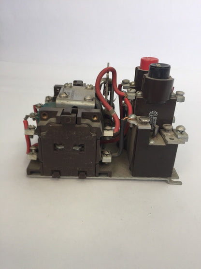 CUTLER HAMMER 9589H3503G STARTER MODEL 6-4-3 COIL 208/220V 60CY