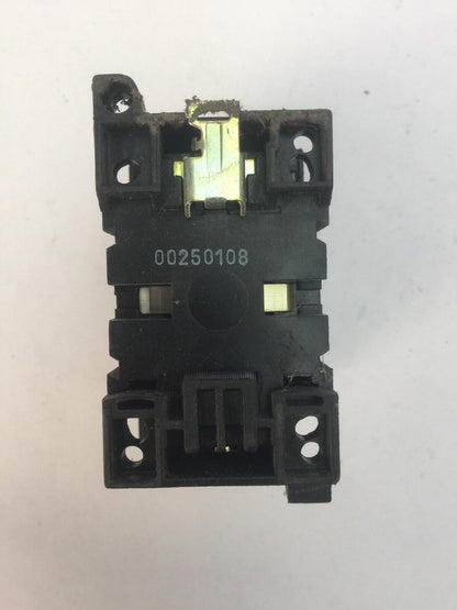 LOVATO BF9 CONTACTOR 600VAC 22AMP 7.5HP COIL 58V 60HZ 48V 50HZ