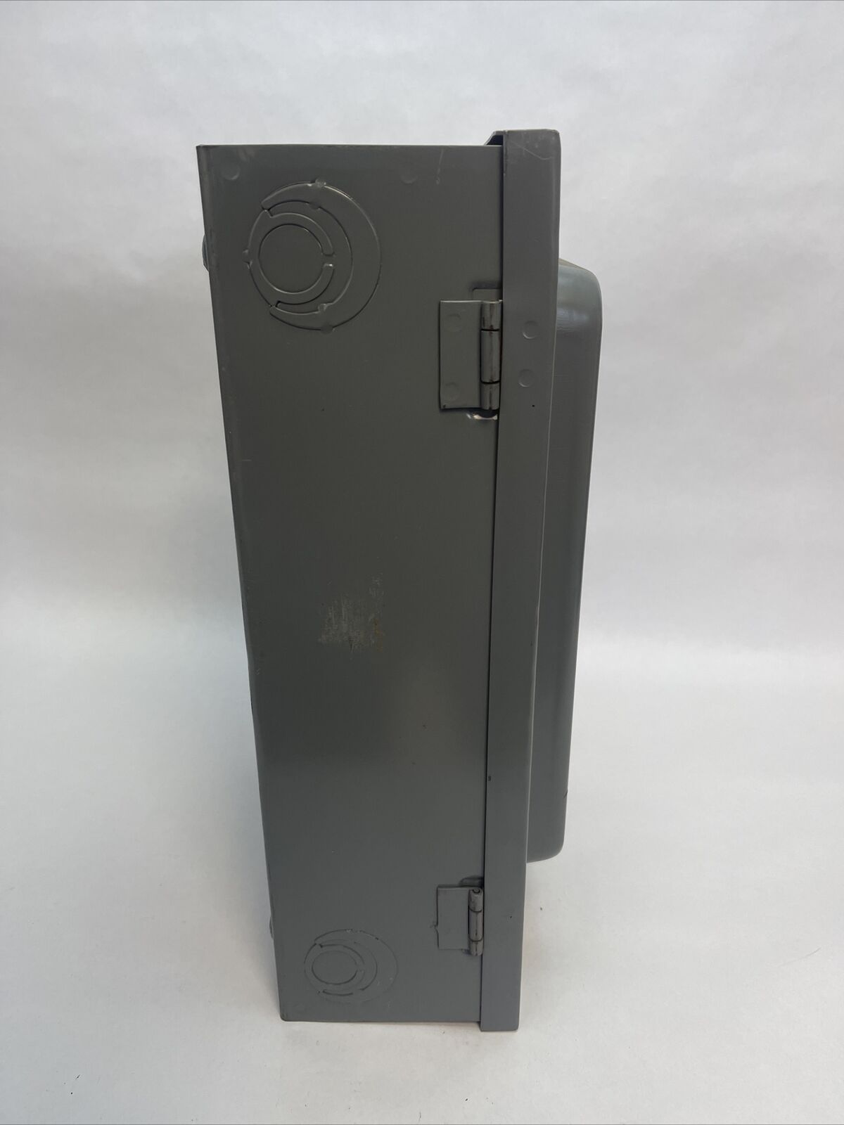 SQUARE D H-421-2 FUSIBLE SAFETY SWITCH SERIES E1 240VAC 30AMP 10HP 4POLE