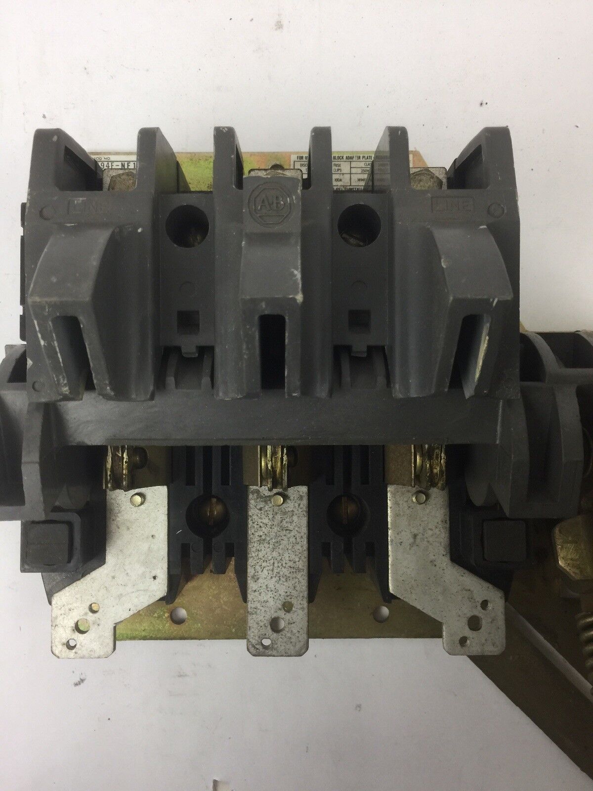 ALLEN BRADLEY 1494FNF100 DISCONNECT SWITCH 1494FC211 FUSE BLOCK ADAPTOR