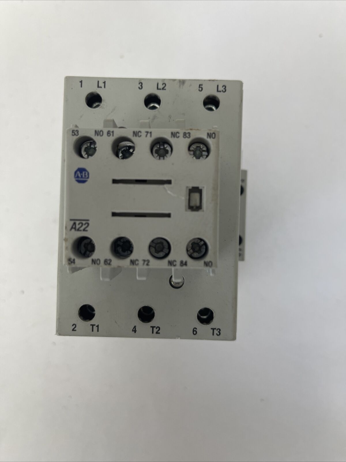 ALLEN BRADLEY 100-C85D*00 SER A CONTACTOR 600VAC 100A COIL 24VDC 60HP 100-F