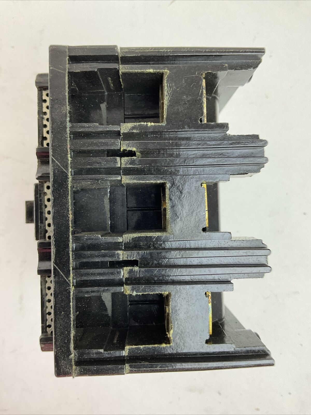 GE TEF136M2050WL CIRCUIT BREAKER 600VAC 10AMP 3POLE