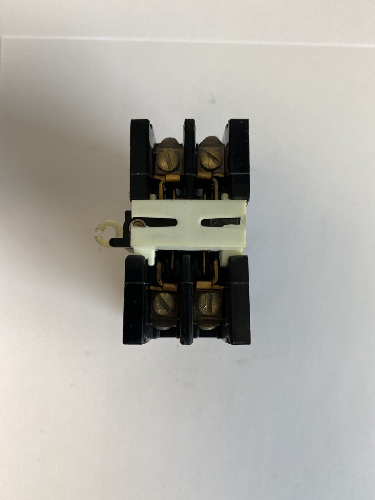 General Electric CR120X2A 10A 300V 2 Pole Industrial Relay