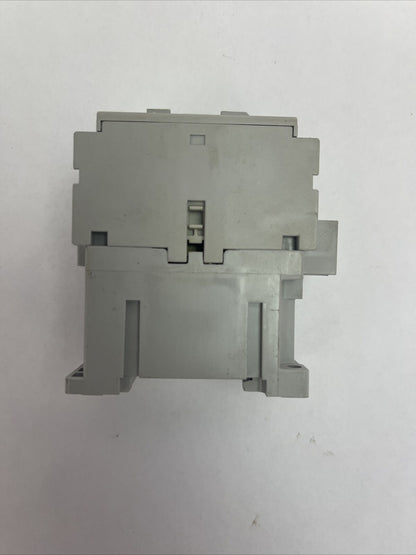 ALLEN BRADLEY 100-C23E*300 CONTACTOR SER C 600VAC 30A 15HP COIL 24VDC