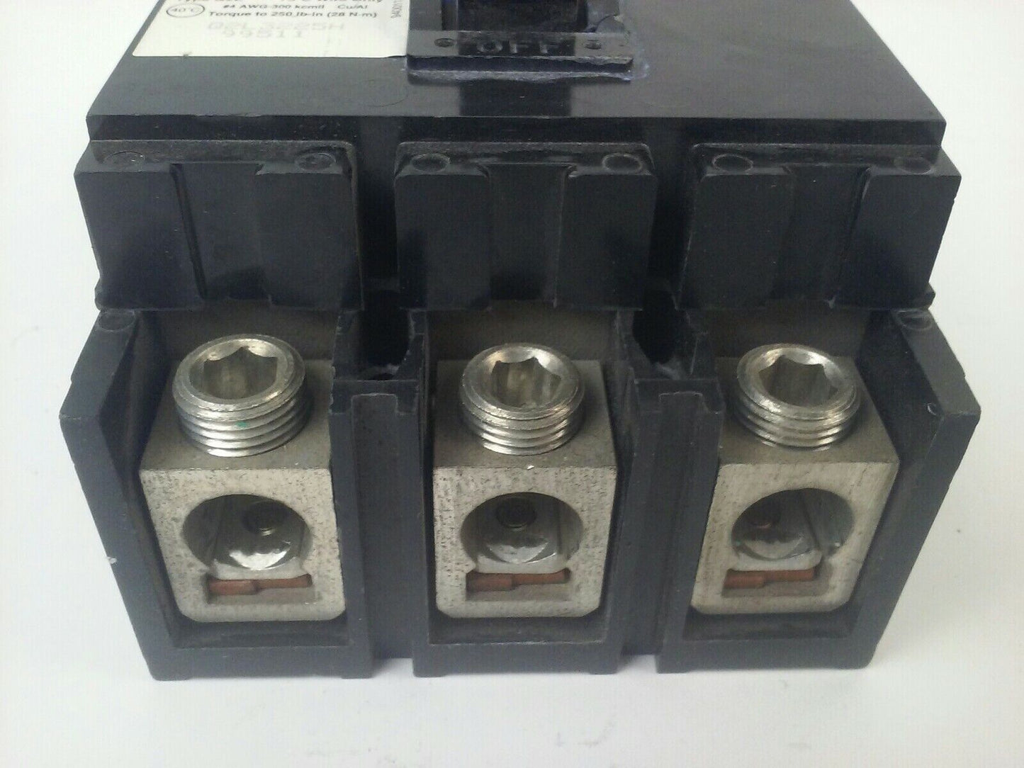 SQUARE D Q2L3225H CIRCUIT BREAKER 3P 225A 240VAC TYPE Q2L