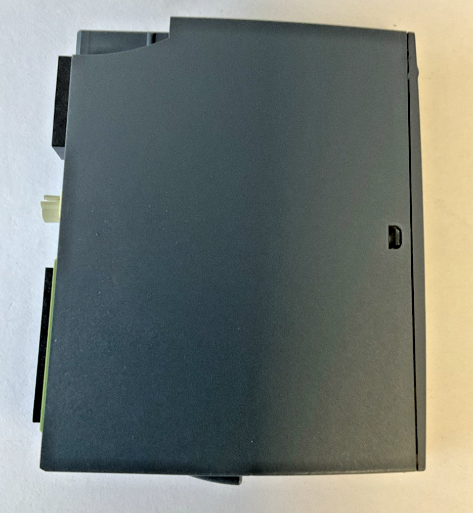 SIEMENS 6ES7 132-6BF00-0CA0 DIGITAL OUTPUT MODULE 24VDC 760MA 8x24VDC**LOTOF10**