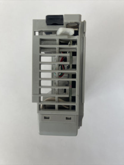 ALLEN BRADLEY 1769-OB16P SER B REV 2 F/W REV 3.1 COMPACT I/O 16PT 20.4-26.4VDC