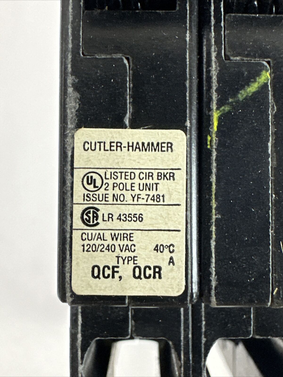 CUTLER HAMMER QCR2015T QUICKLAG INDUSTRIAL CIRCUIT BREAKER 15A 120/240VAC 2POLE