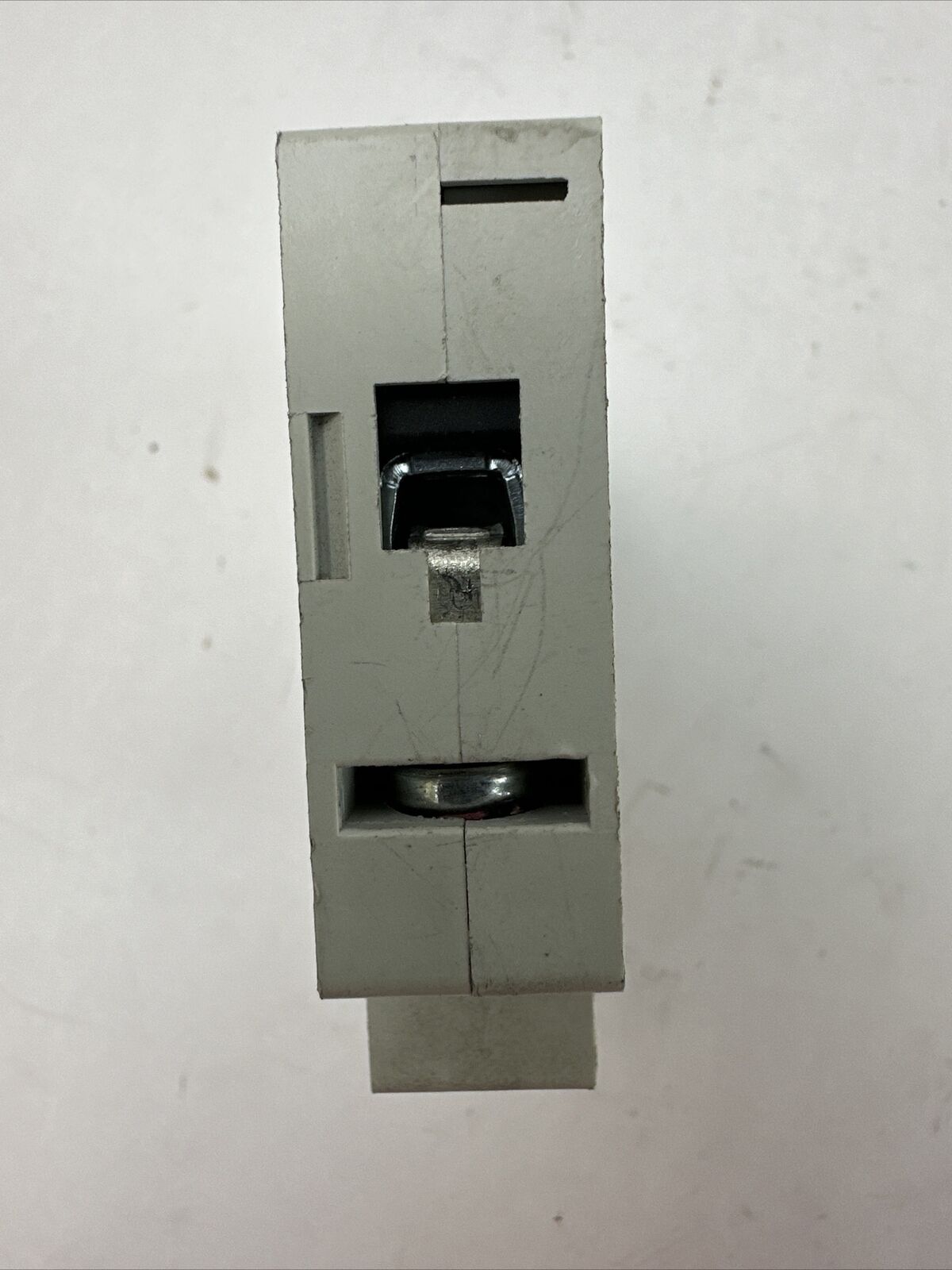 EATON FAZ-B8/1-SP CIRCUIT BREAKER 8A 230/400VAC 240/415VAC 1POLE