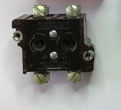 CUTLER HAMMER 10250T3 CONTACT BLOCK 600V  ***LOTOF2***