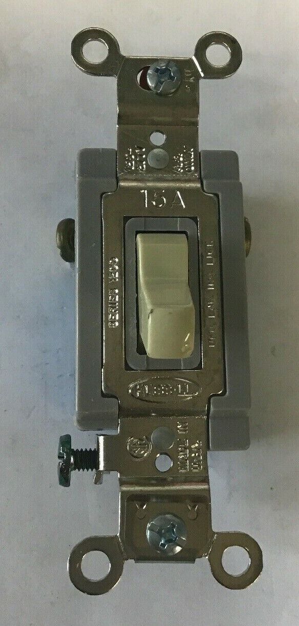 HUBBELL HBL1203I SWITCH IVORY SER 1200 3WAY  TOGGLE 15A 120/277VAC***LOTOF2***