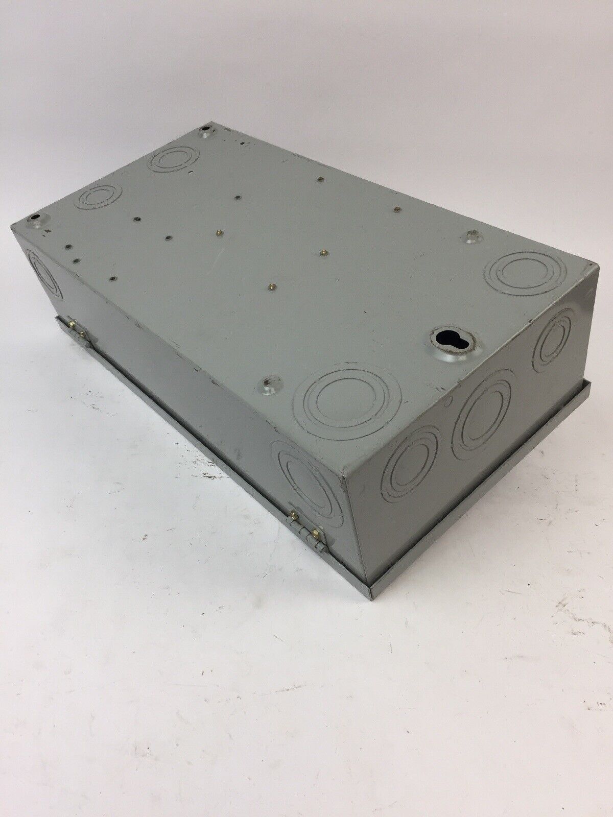 GE THN3362 SAFETY SWITCH 60AMP 600VAC 250VDC 3 PHASE 60 HP TYPE 1 INDOOR MOD 10