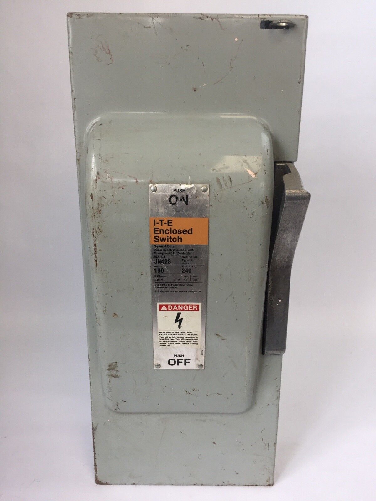 ITE JN423 ENCLOSED SWITCH 100A 240VAC 30HP TYPE 1 ENCLOSURE VACU-BREAK SWITCH W