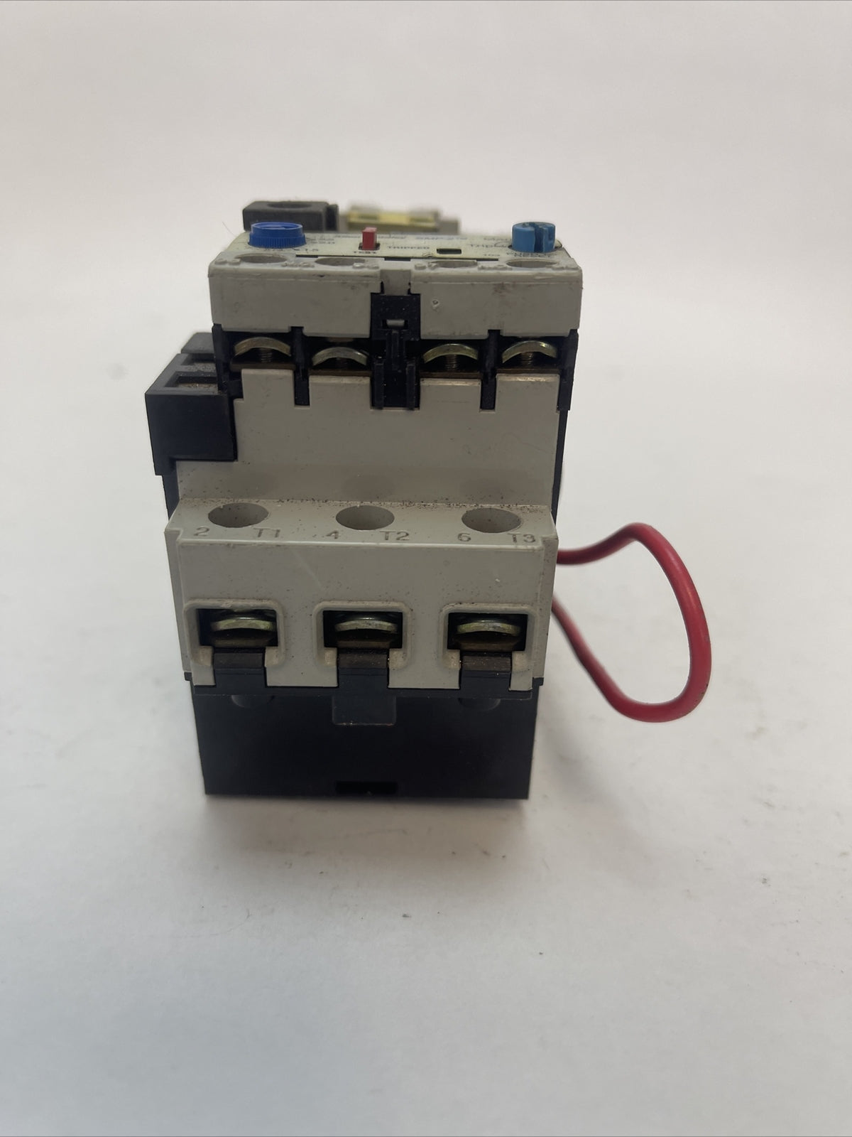 ALLEN BRADLEY STARTER 100-A24ND3 SER C CONTACTOR 600VAC 24A 20HP COIL 120V 60HZ