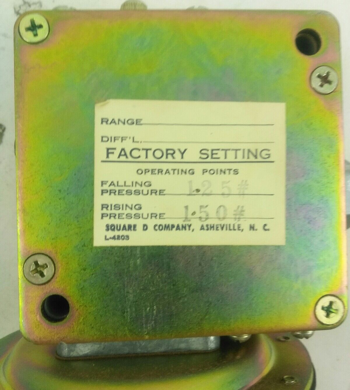 Square D INDUSTRIAL PRESSURE SWITCH  CLASS 9012 TYPE AMV-1 NEW OPEN BOX