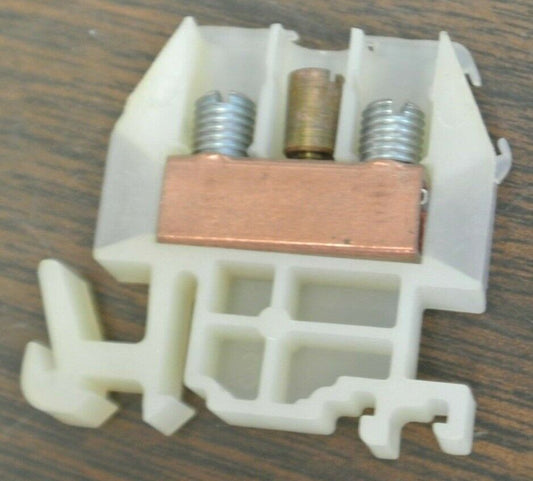 LOT of 40 / SQUARE D 9080 GR6T / TERMINAL BLOCKS / 600V / 60A / NEW SURPLUS