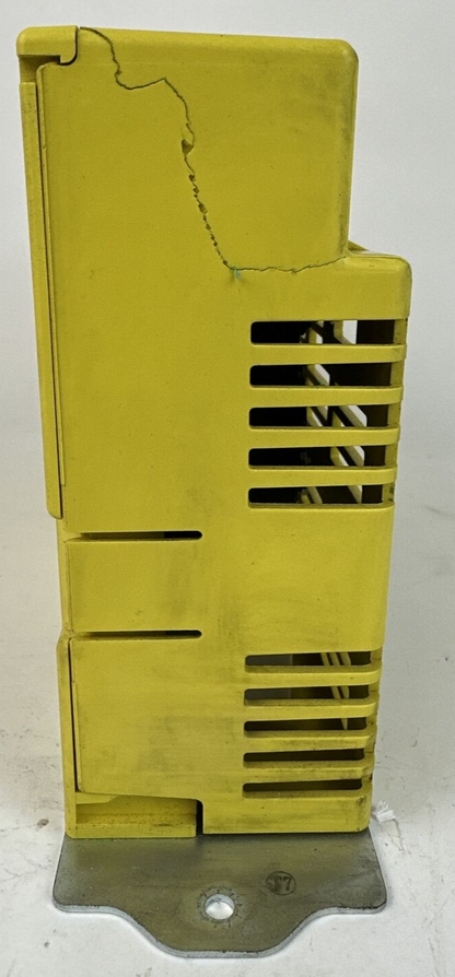 FANUC A06B-6089-H101 SERVO AMPLIFIER SER A OUTPUT 230VAC 3.0A INPUT 200-230VAC