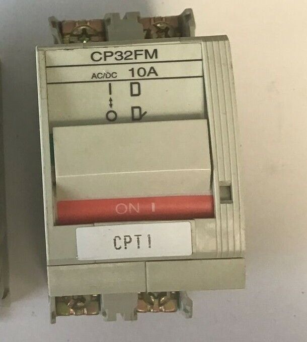 FUJI CP32FM/10 CIRCUIT PROTECTOR 10A 50/60HZ & CP32FM/5W CIR. PROTECTOR 5A