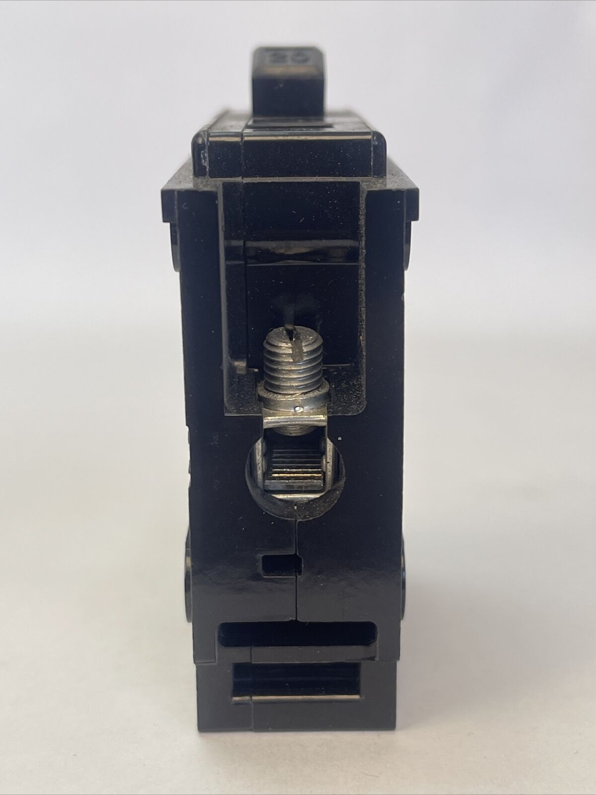 CHALLENGER CBB1020 CIRCUIT BREAKER 20AMP 1POLE 120/240VAC (LOT OF 11)