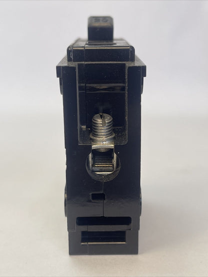 CHALLENGER CBB1020 CIRCUIT BREAKER 20AMP 1POLE 120/240VAC (LOT OF 11)