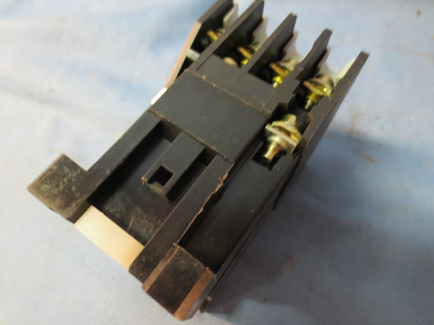 ALLEN-BRADLEY 100-A09ND3, Ser. B CONTACTOR / RELAY