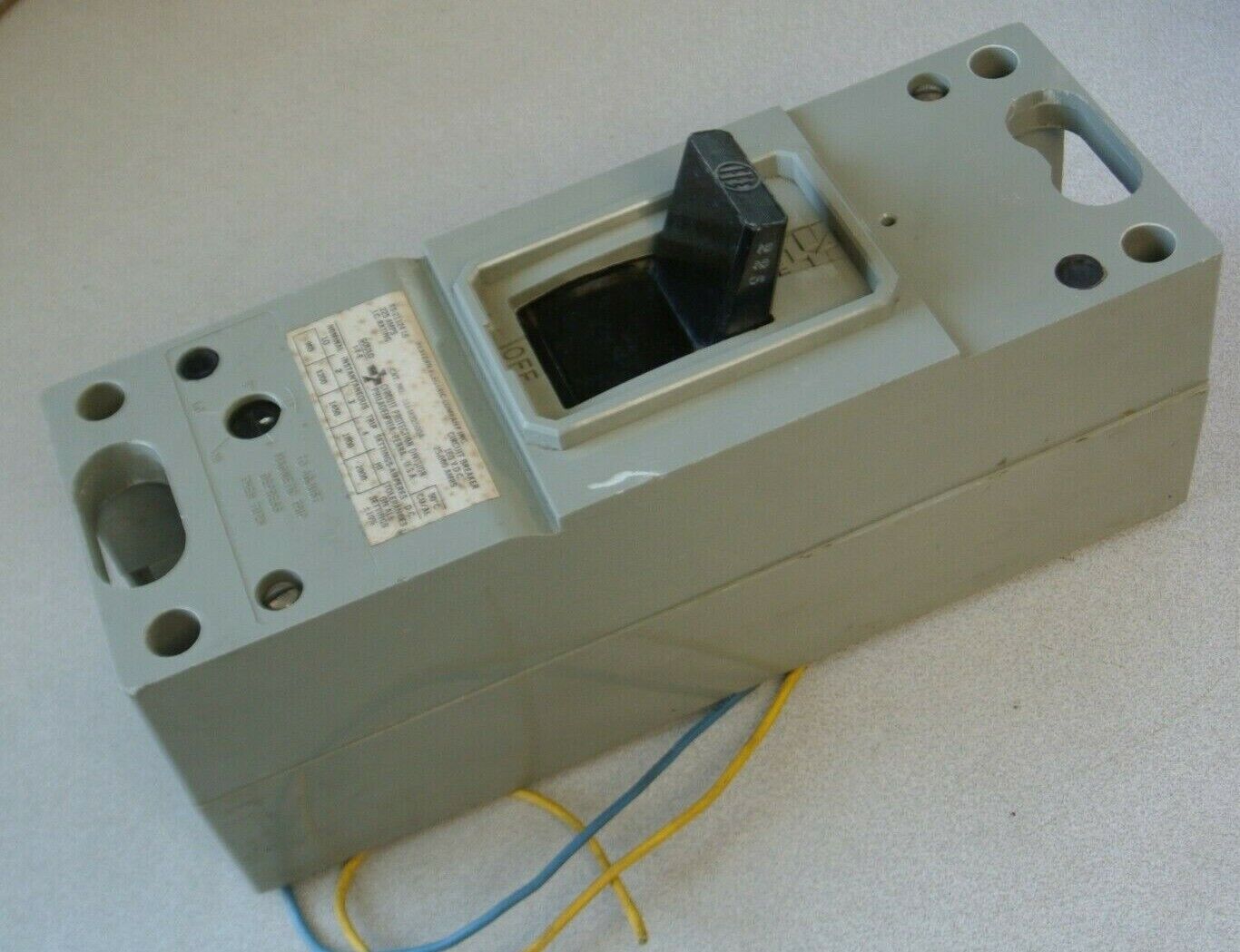 I-T-E / GOULD KS-21124 L5 CIRCUIT BREAKER / 225A / 2 POLE / NO LUGS