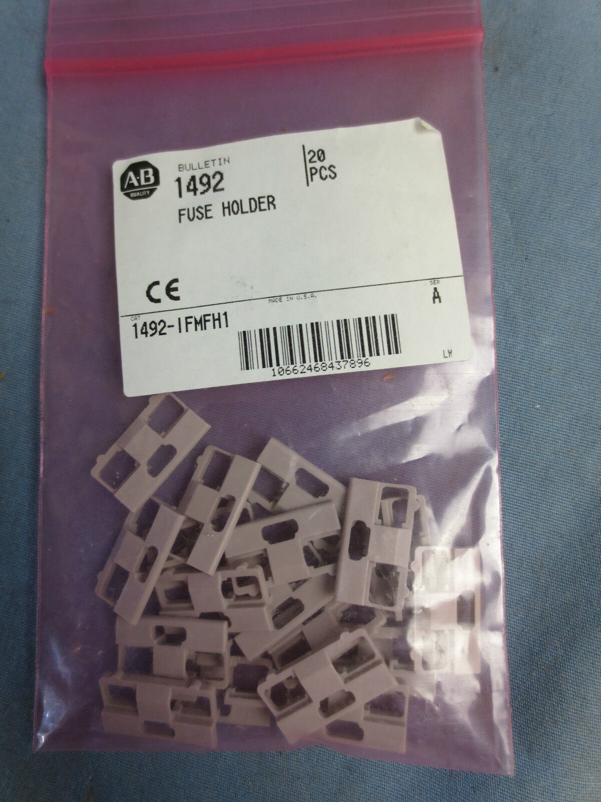 ALLEN-BRADLEY 1492-IFMFH1 FUSE HOLDER, BAG of 20 - NEW SURPLUS