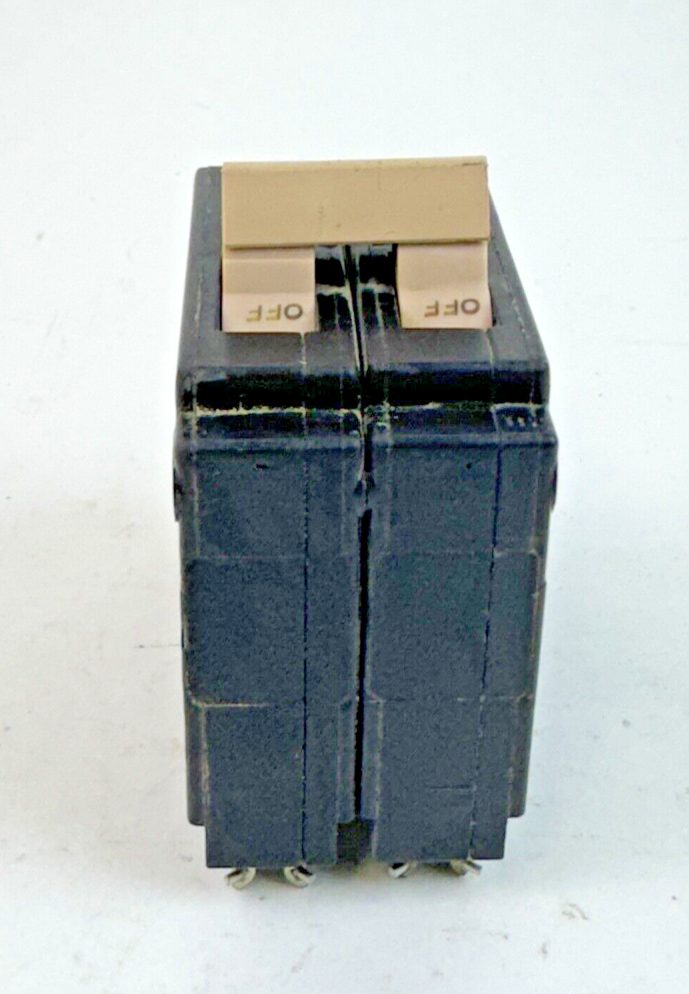 CUTLER-HAMMER - CH240R - COMMON TRIP CIRCUIT BREAKER - 40A, 2 POLE, 120/240 VAC