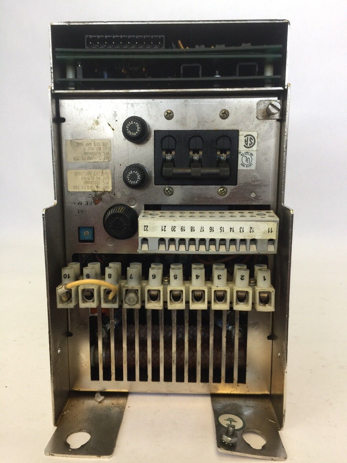 ALLEN BRADLEY 1391B-ESAA15-AQB AC SERVO CONTROLLER INPUT 230V 15A OUTPUT 210V