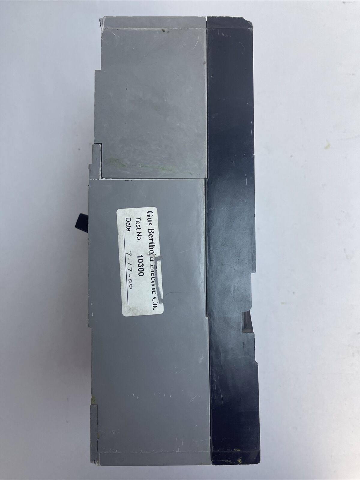 SIEMENS LXD63B600?? SENTRON CIRCUIT BREAKER 600AMP 600VAC 3POLE