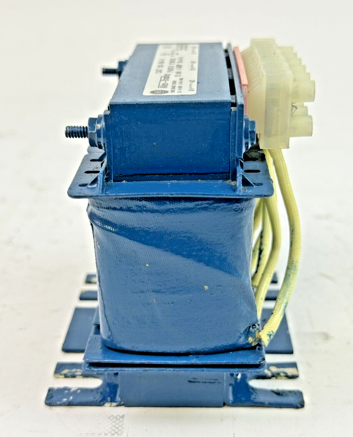 ALLEN-BRADLEY - 1321-3R4-D - LINE REACTOR - 4 AMP, 600 VAC, 3 PHASE. 60 Hz